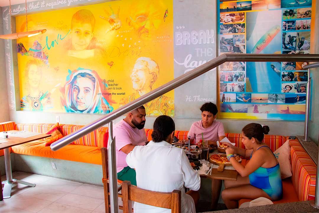 Hotel-Rio-Malecon-Redes-Sociales-3