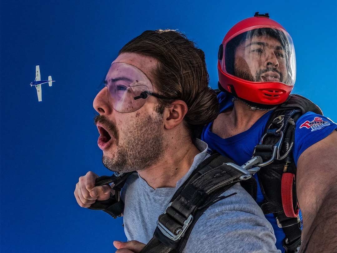 Sky-Dive-Redes-Sociales-3
